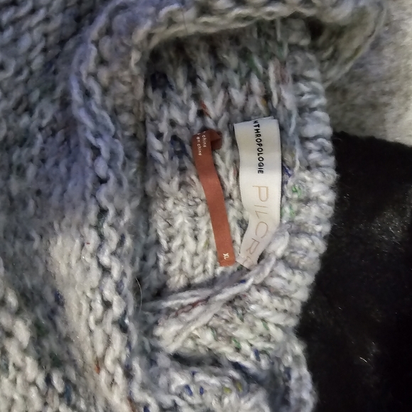 Sweater - Picture 2 of 2